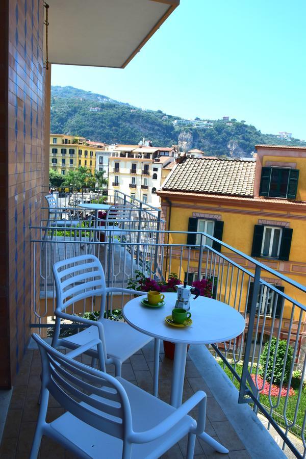 Sorrento Central And Sea View Flats ภายนอก รูปภาพ